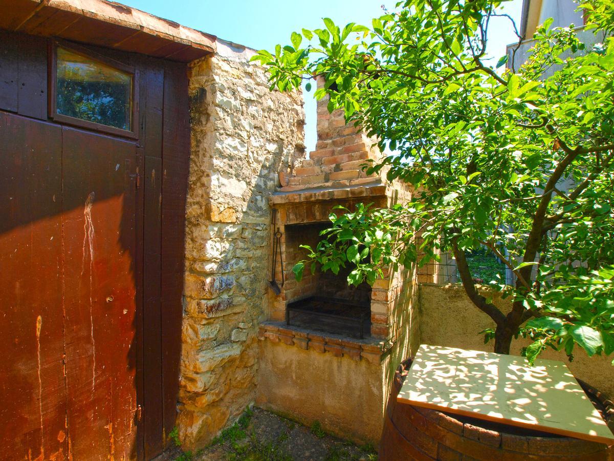 House 1037 Fažana